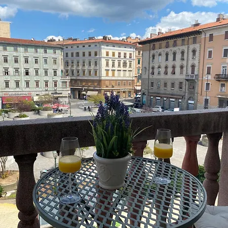 Dream Balcony At Piazza Del Perugino Lejlighed Trieste